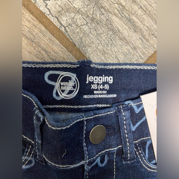 Heart Jean Jeggings BNWT - Picture 4 of 5